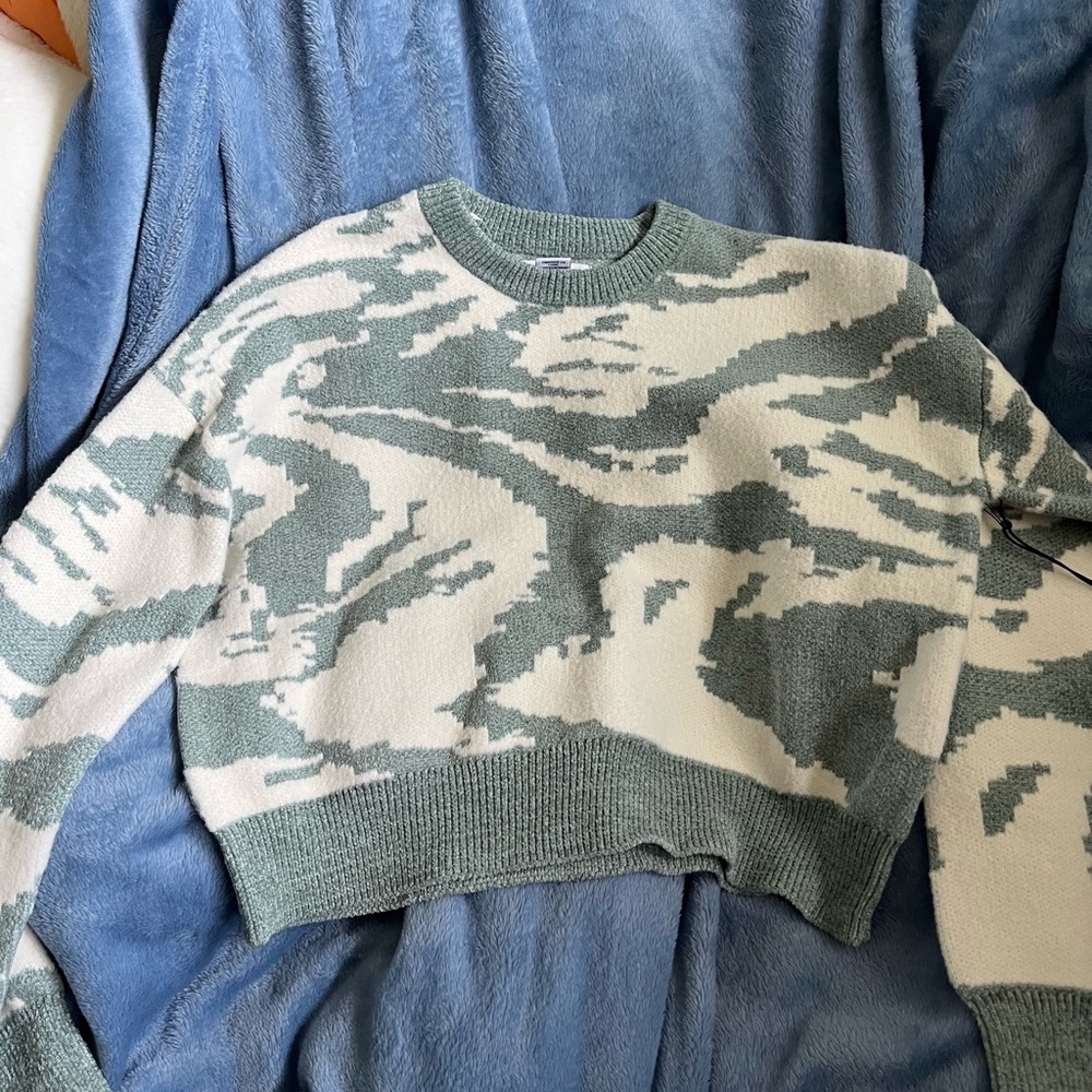 William Rast cropped sweater